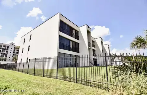 829 1st Street S Jacksonville Beach FL 32250