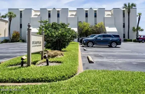 829 1st Street S Jacksonville Beach FL 32250