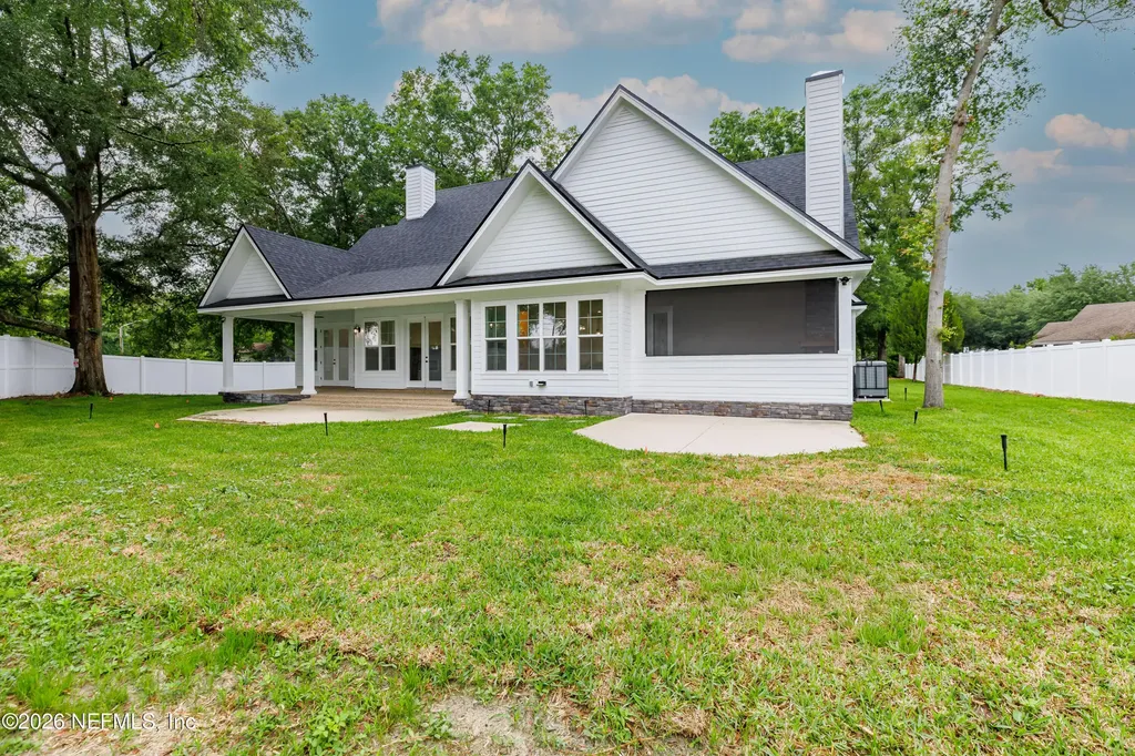 2418 Leafdale Circle S Jacksonville FL 32218