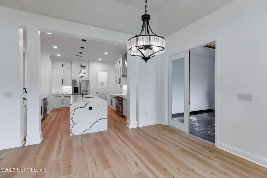 2418 Leafdale Circle S Jacksonville FL 32218