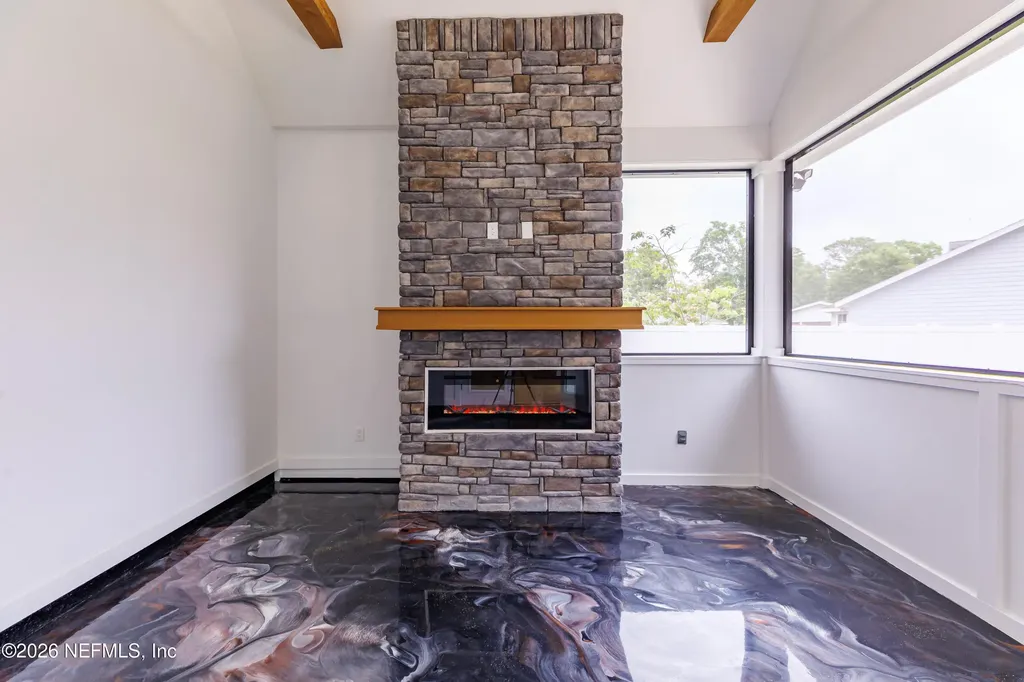 2418 Leafdale Circle S Jacksonville FL 32218