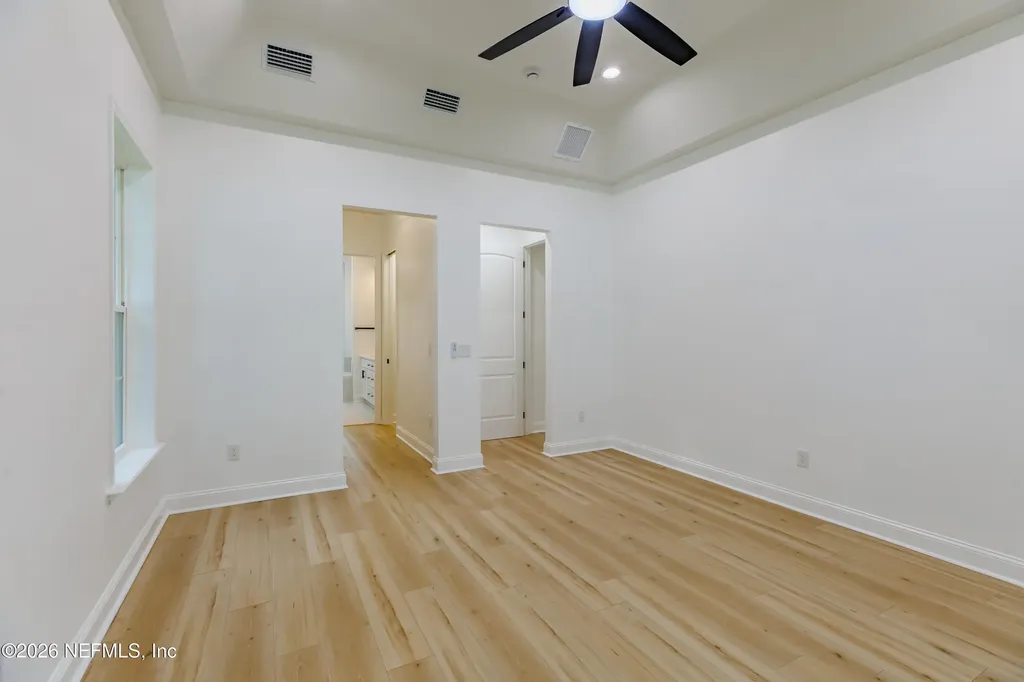 2418 Leafdale Circle S Jacksonville FL 32218