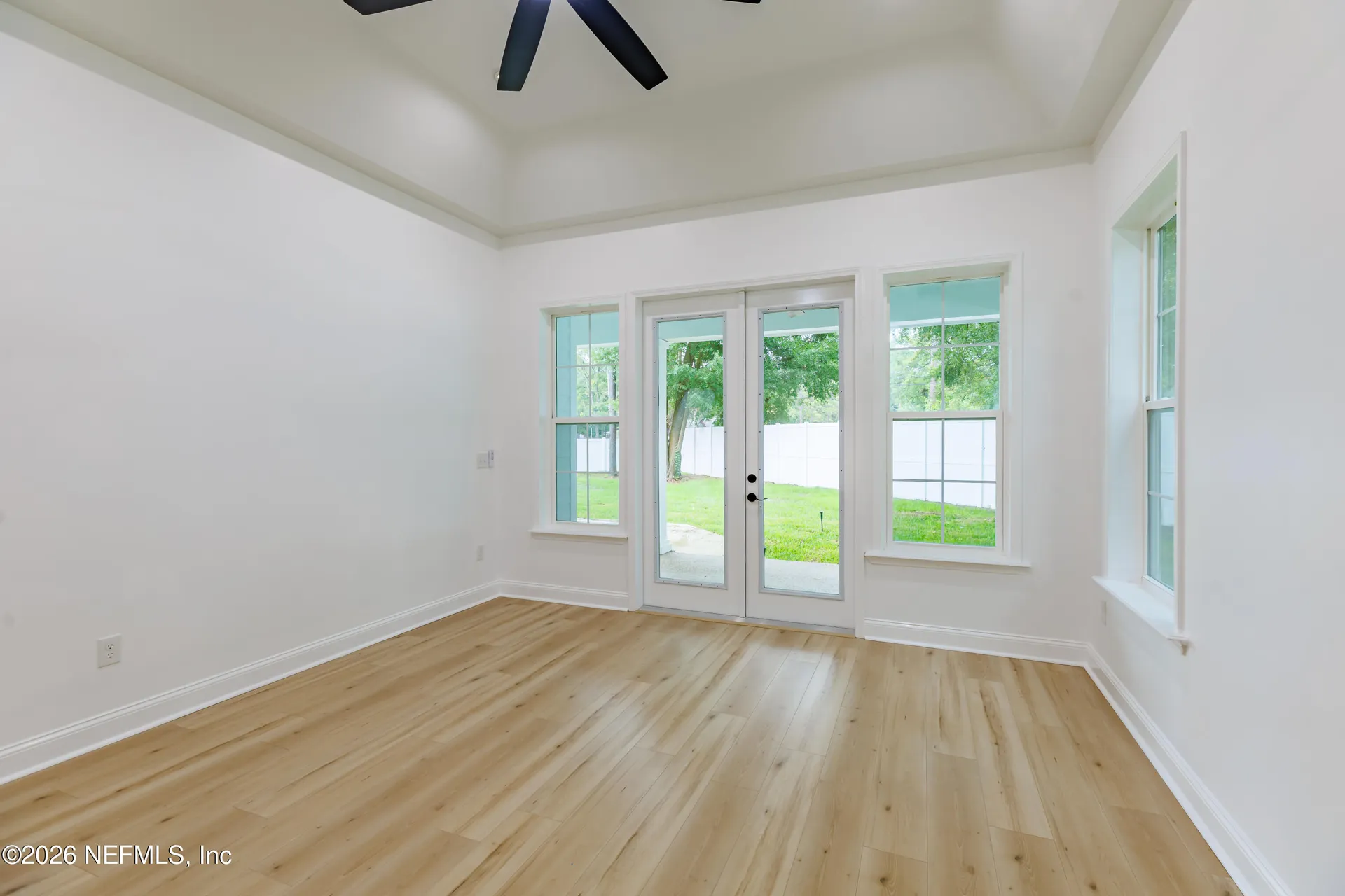 2418 Leafdale Circle S Jacksonville FL 32218
