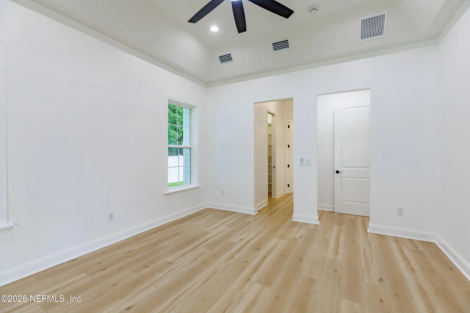 2418 Leafdale Circle S Jacksonville FL 32218