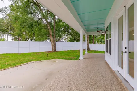 2418 Leafdale Circle S Jacksonville FL 32218