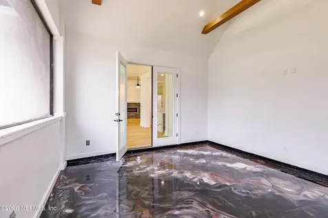 2418 Leafdale Circle S Jacksonville FL 32218
