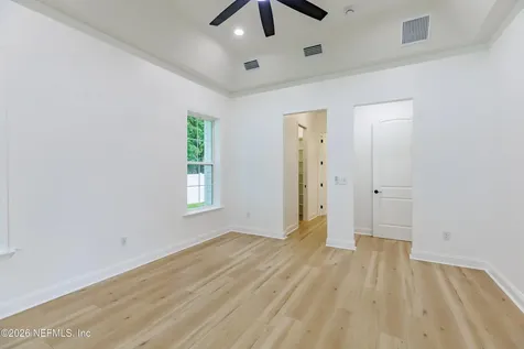 2418 Leafdale Circle S Jacksonville FL 32218