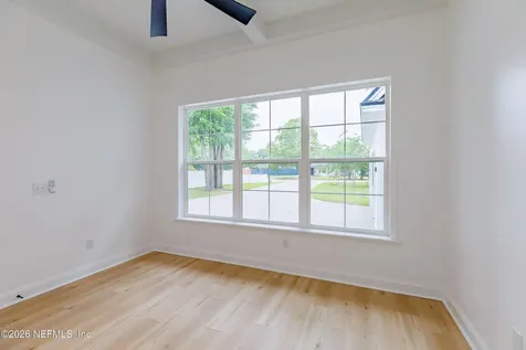 2418 Leafdale Circle S Jacksonville FL 32218