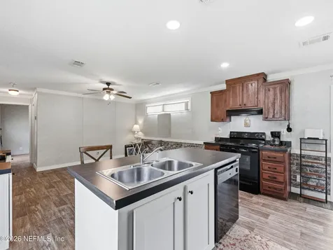 100 Bostwick Lane Palatka FL 32177