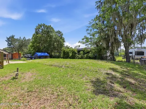 100 Bostwick Lane Palatka FL 32177