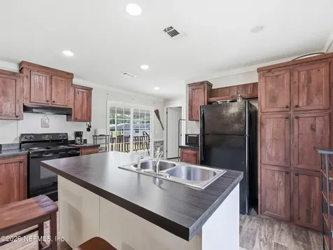 100 Bostwick Lane Palatka FL 32177