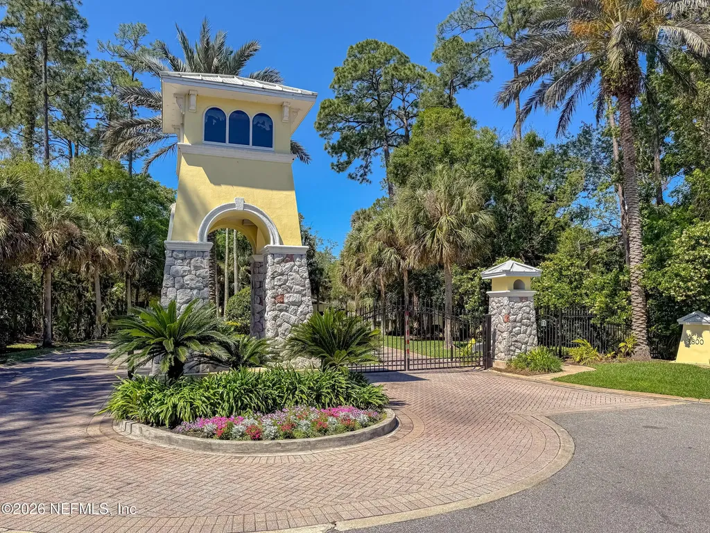 1800 The Greens Way Jacksonville Beach FL 32250