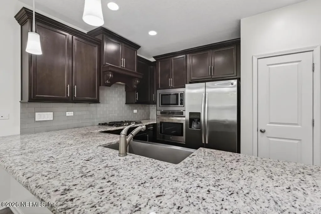 15 Canary Palm Court Ponte Vedra FL 32081