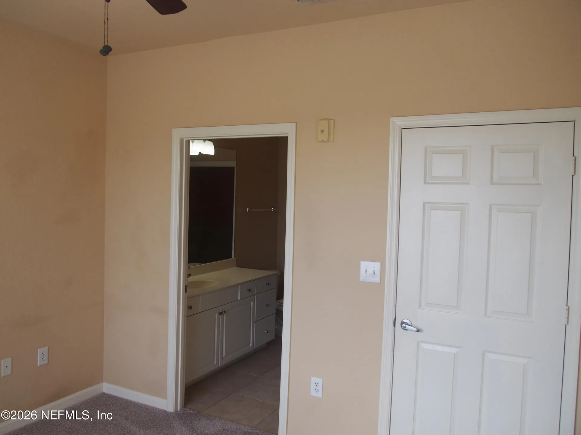 8539 Gate Parkway Jacksonville FL 32216