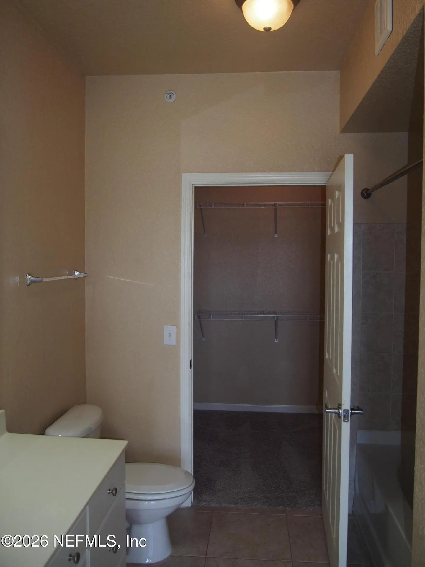 8539 Gate Parkway Jacksonville FL 32216