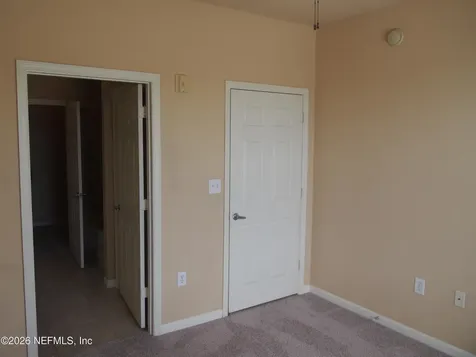 8539 Gate Parkway Jacksonville FL 32216