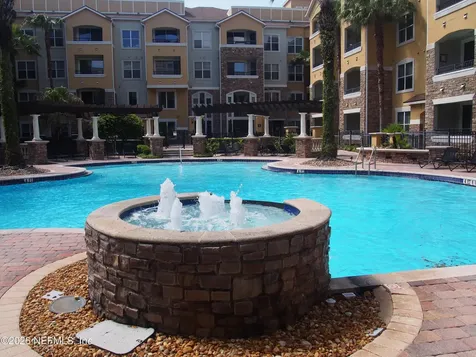 8539 Gate Parkway Jacksonville FL 32216