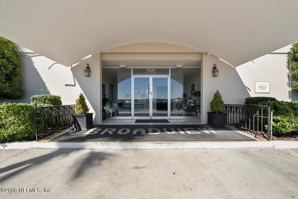1560 Lancaster Terrace Jacksonville FL 32204