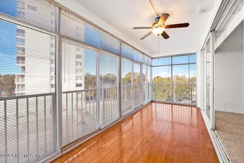 1560 Lancaster Terrace Jacksonville FL 32204