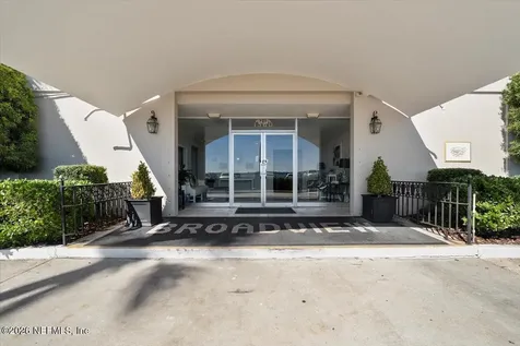 1560 Lancaster Terrace Jacksonville FL 32204