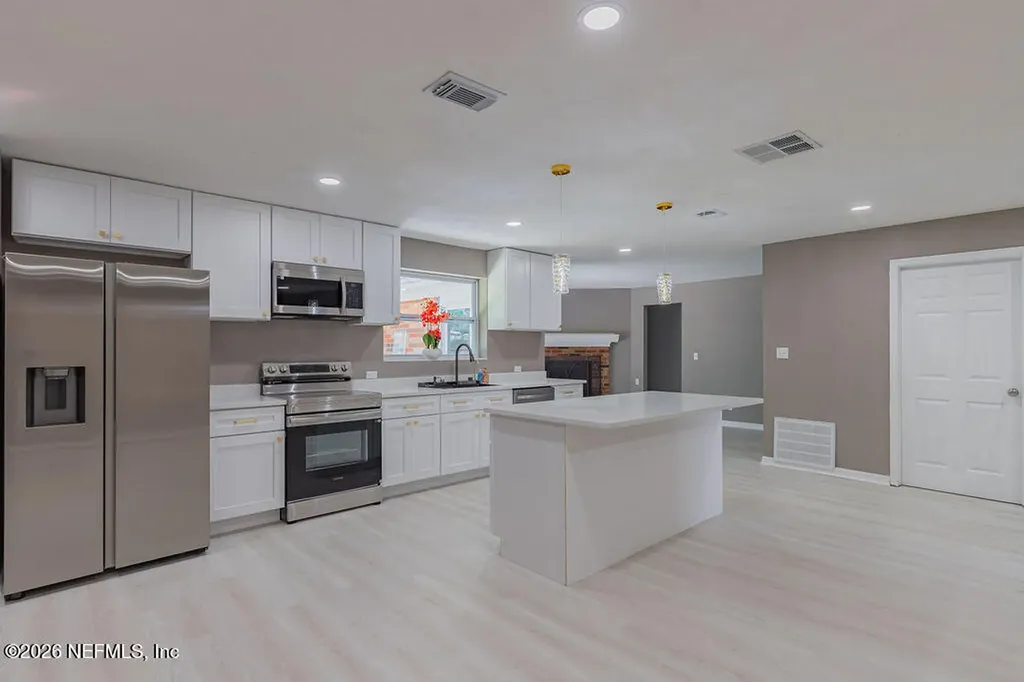 6344 Dickens Drive Jacksonville FL 32244