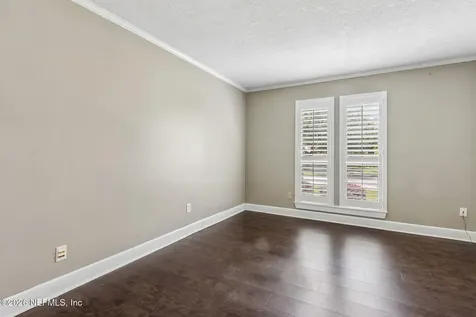 1877 Christopher Point Road S Jacksonville FL 32217