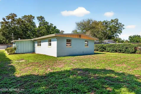 6715 Frye Avenue W Jacksonville FL 32210