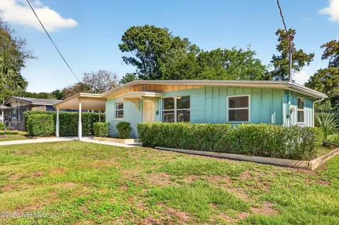 6715 Frye Avenue W Jacksonville FL 32210