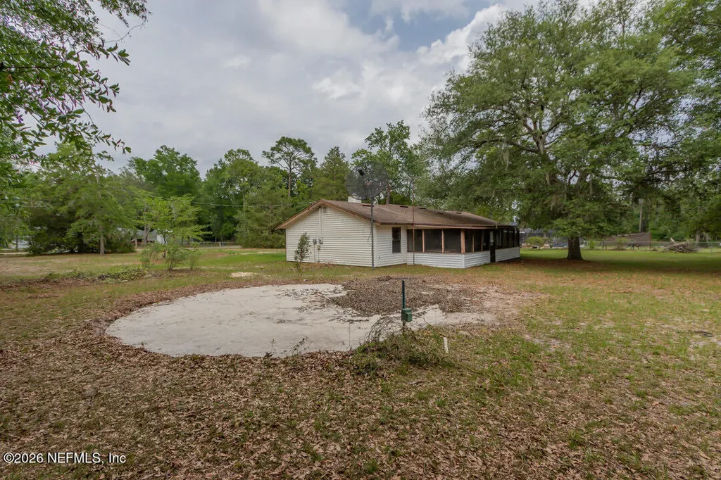 4523 Chipmunk Road Middleburg FL 32068