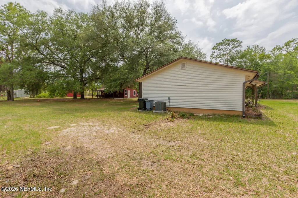 4523 Chipmunk Road Middleburg FL 32068