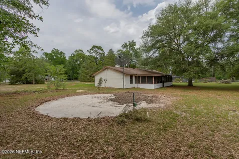 4523 Chipmunk Road Middleburg FL 32068