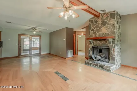 4523 Chipmunk Road Middleburg FL 32068