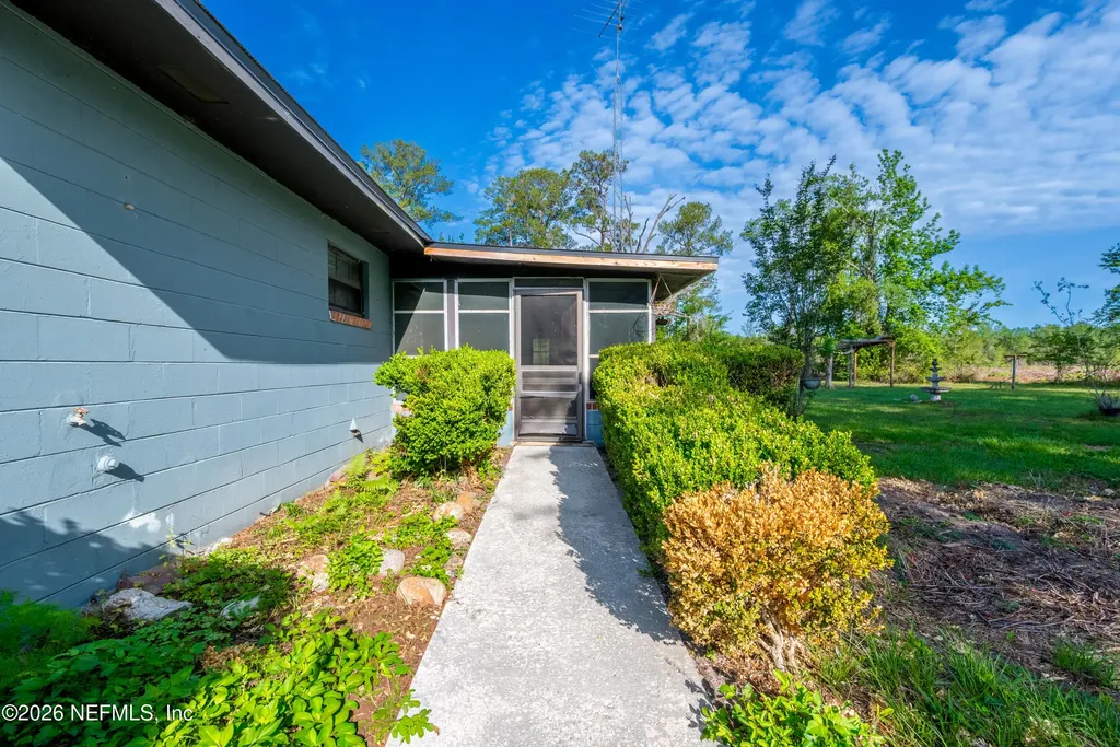 12781 W Sr 100 Lake Butler FL 32054