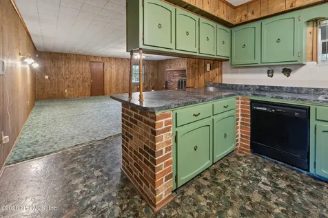 12781 W Sr 100 Lake Butler FL 32054
