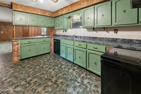 12781 W Sr 100 Lake Butler FL 32054
