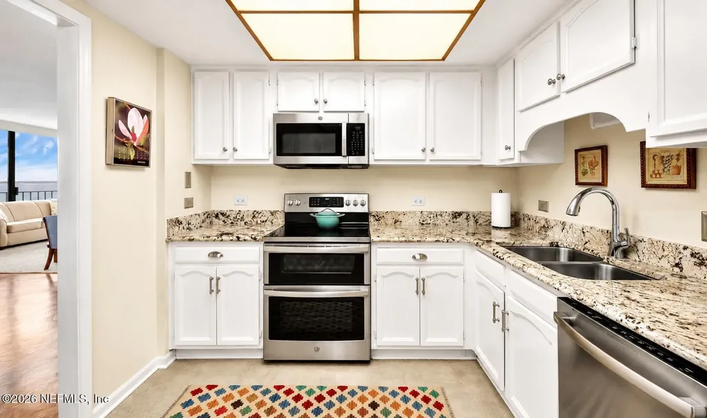 2970 St Johns Avenue Jacksonville FL 32205