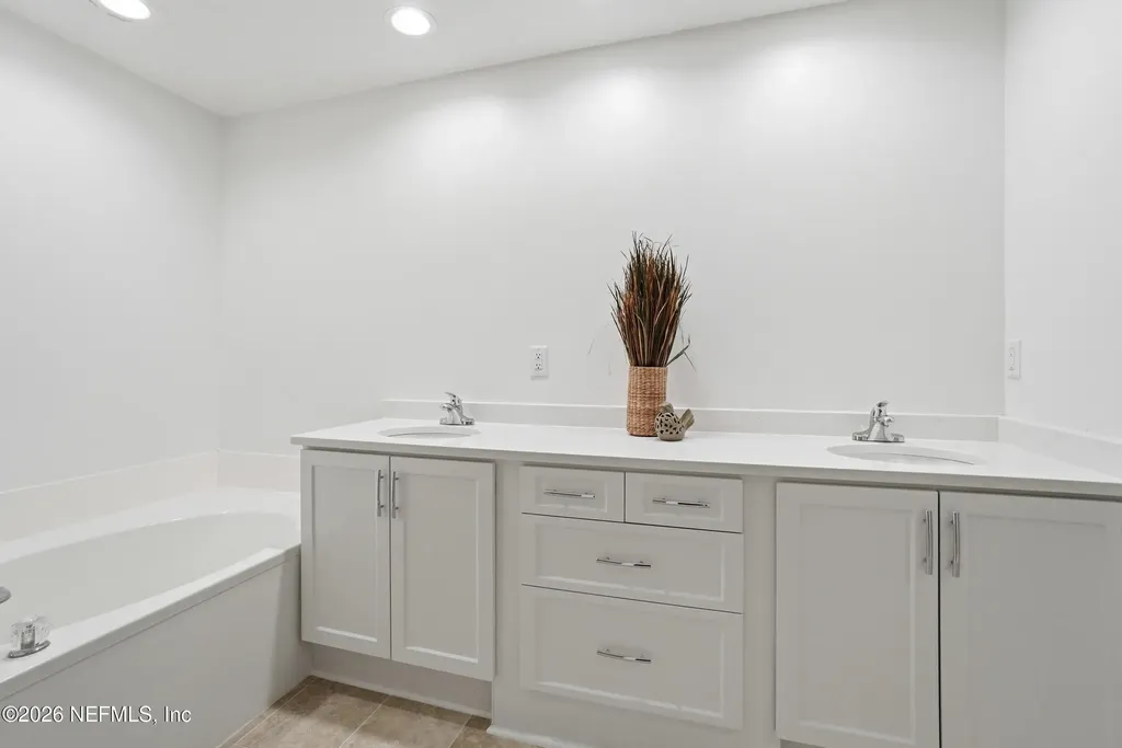 100 Bermuda Bay Circle Ponte Vedra Beach FL 32082