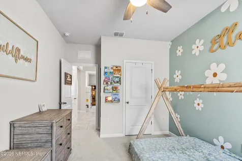 1460 Tan Tara Jacksonville FL 32221
