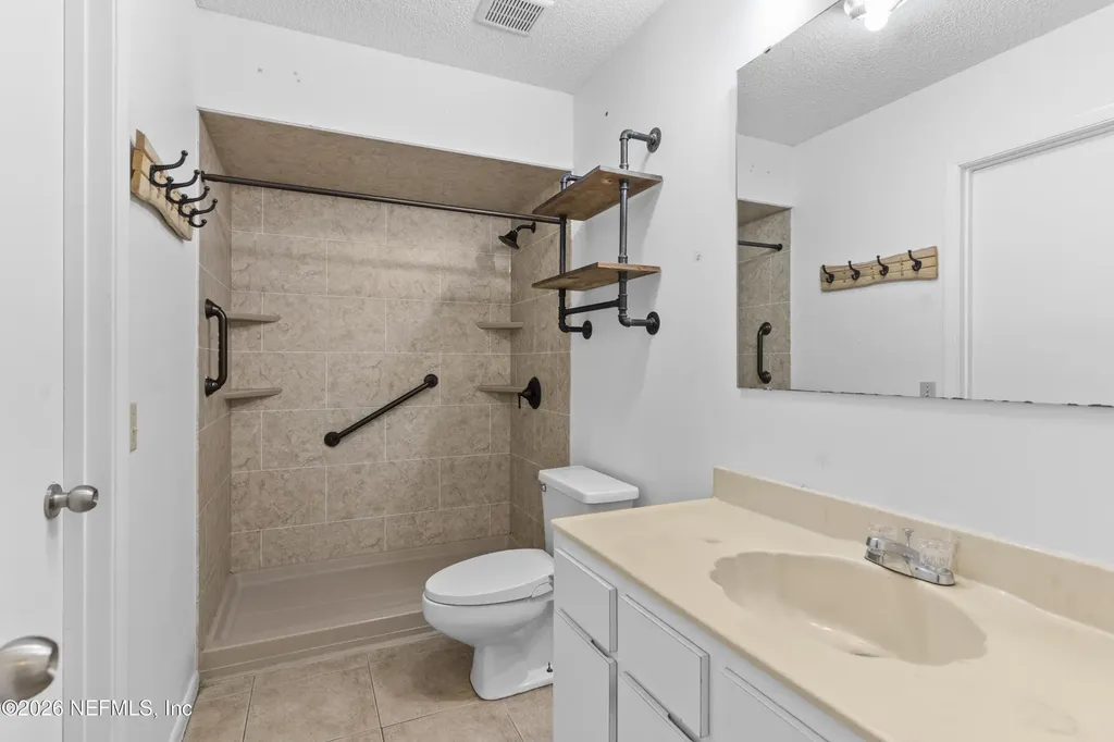 164 6th Street N Macclenny FL 32063