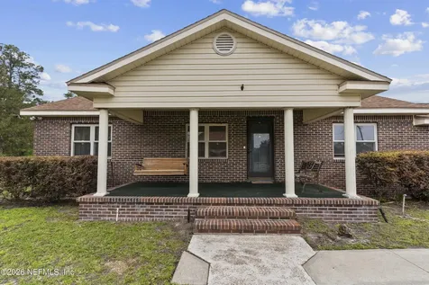 164 6th Street N Macclenny FL 32063