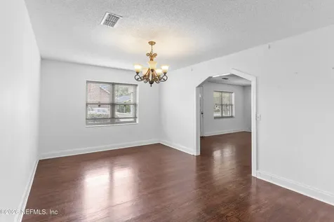 164 6th Street N Macclenny FL 32063