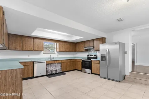 164 6th Street N Macclenny FL 32063