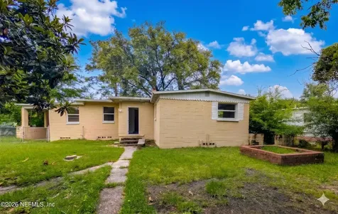 2750 Calloway Circle Jacksonville FL 32209