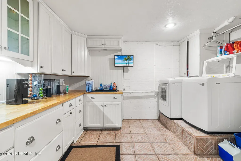 4066 Mcgirts Boulevard Jacksonville FL 32210