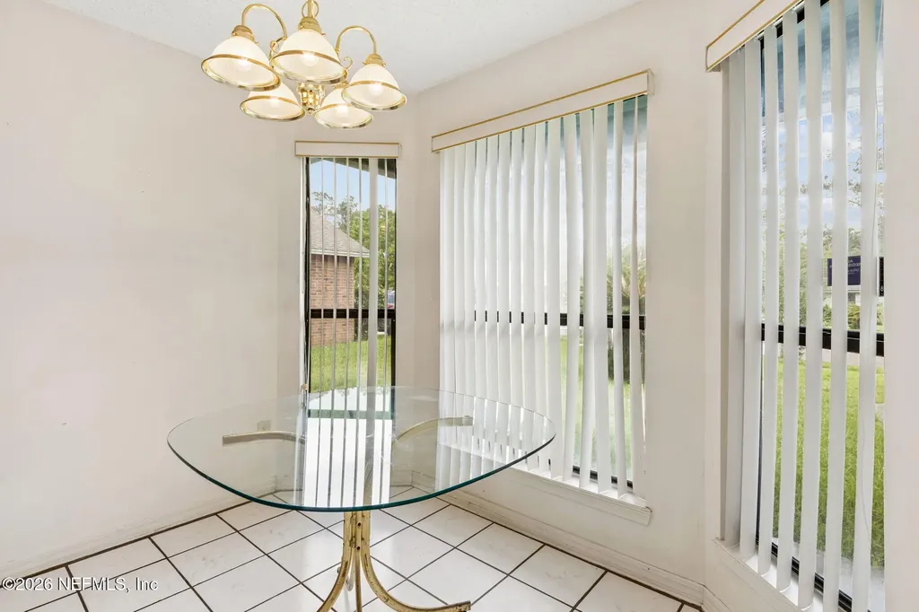 8848 Victoria Landing Drive W Jacksonville FL 32208