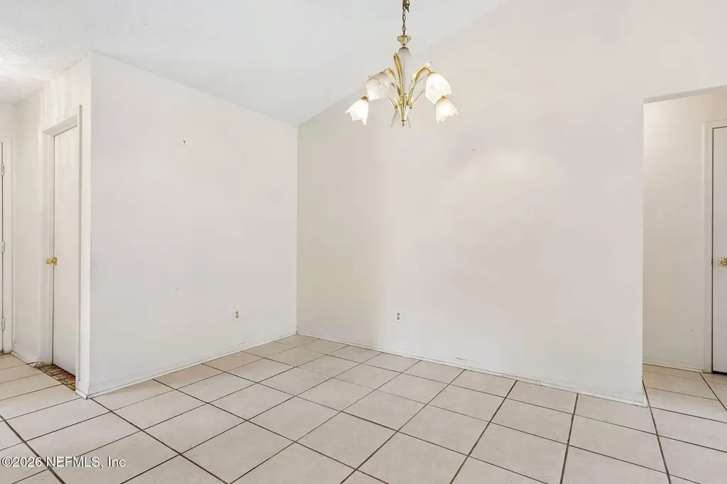 8848 Victoria Landing Drive W Jacksonville FL 32208