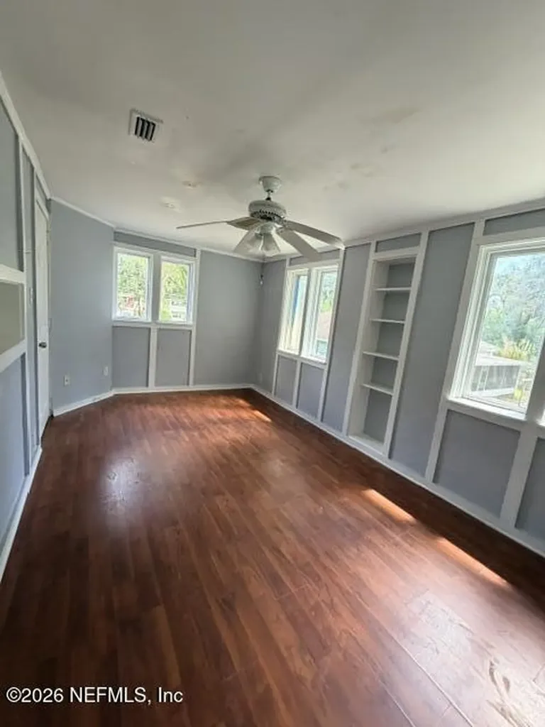 7216 Oakwood Drive Jacksonville FL 32211