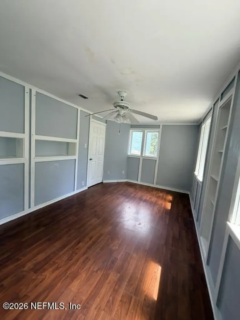 7216 Oakwood Drive Jacksonville FL 32211