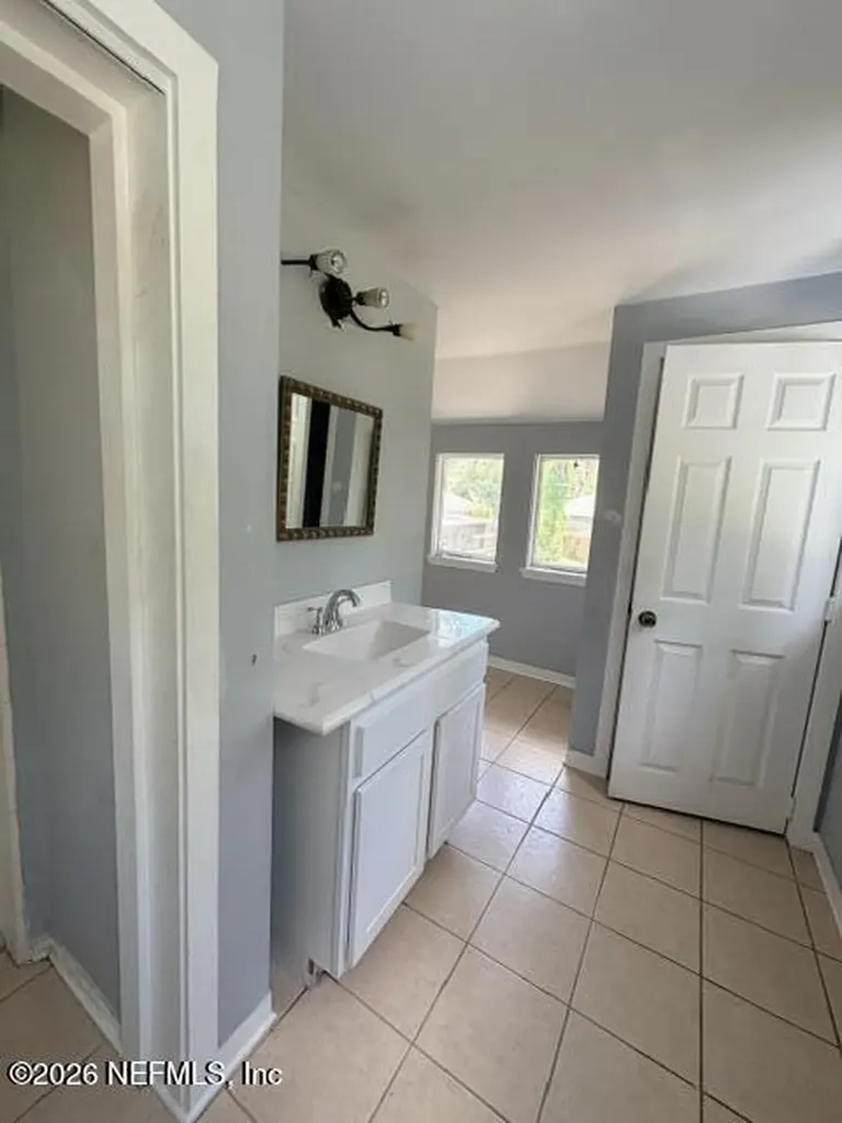 7216 Oakwood Drive Jacksonville FL 32211