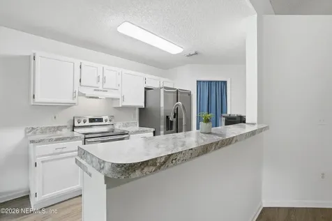 9061 Bridgecreek Drive W Jacksonville FL 32244